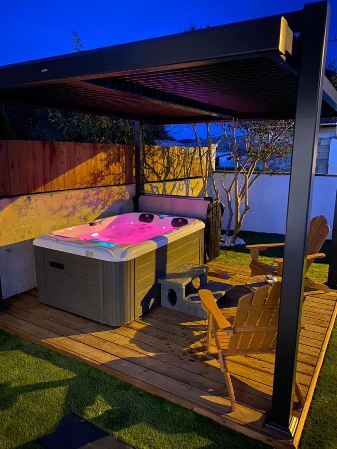 Magnifique Grange Avec Spa / Love Room Saint-André-de-Cubzac Kültér fotó